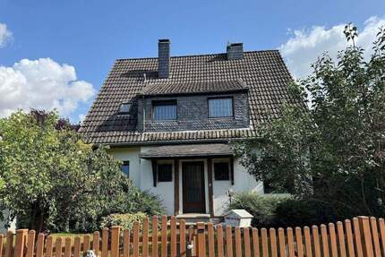 Reduziert! Freistehendes Einfamilienhaus in Top-Lage von Mönchengladbach – Ihr neues Zuhause wartet!