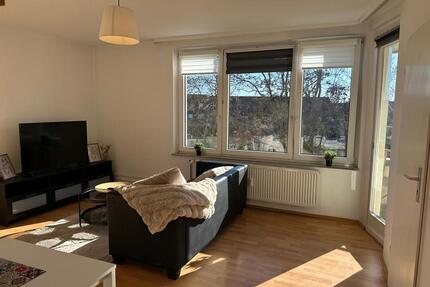 Möbiliertes 40qm Apartment in ruhiger & zentraler Lage mit Balkon - Monheim am Rhein