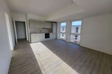 Wohnung zum Mieten in Tessin 748,00 € 59.5 m²