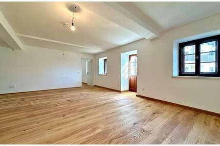 Wohnung zum Kaufen in Freilassing 350.000,00 € 63.23 m²