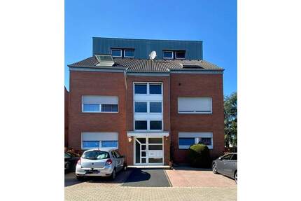 Charmante Galerie-Wohnung mit Balkon und Wohlfühlatmosphäre in Wevelinghoven - Grevenbroich