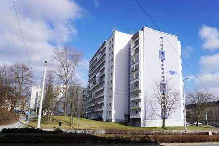 Wohnung zum Mieten in Plauen 211,31 € 35.16 m²