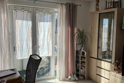 3 RW mit Balkon und Garage in Teichäcker , Kötschlitz ab 6-2026 - Leuna