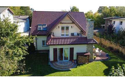Haus zum Kaufen in Bad Schwartau 830.000,00 € 196 m²