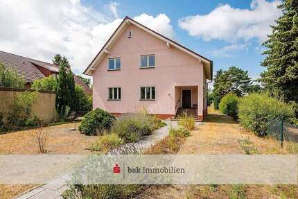 Haus zum Kaufen in Falkensee 690.000,00 € 158.92 m²