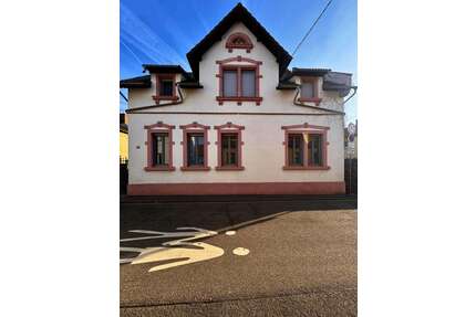 Haus zum Kaufen in Alsheim 440.000,00 € 211 m²