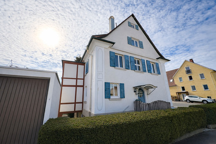 Attraktives Mehrfamilienhaus mit großem Garten und Entwicklungspotenzial - Trossingen