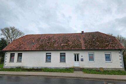 Wohnhaus in ruhiger Ortsrandlage - Menteroda