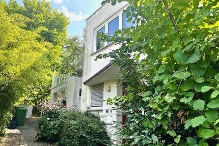 Gestalten statt suchen - Sanierungsobjekt mit Garten und zwei Terrassen - Weinheim