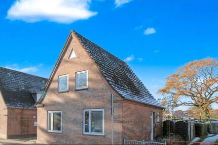 Einfamilienhaus - 180.000,00&nbsp;EUR Kaufpreis, ca.&nbsp; 96,00&nbsp;m&sup2; in Heide (PLZ: 25746)