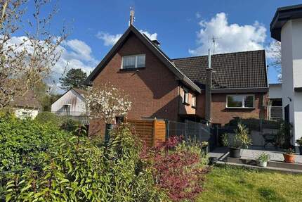 Einfamilienhaus mit Einliegerwohnung in beliebter Wohnlage von Königswinter-Oberpleis