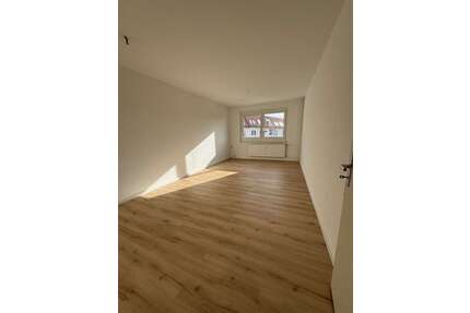 Wohnung zum Mieten in Berlin 264,00 € 33.82 m²