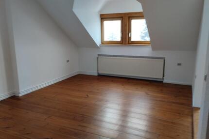 Ruhige Altbauwohnung mit Charakter - Baruth/Mark