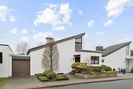 Haus zum Kaufen in Laatzen 495.000,00 € 124.35 m²