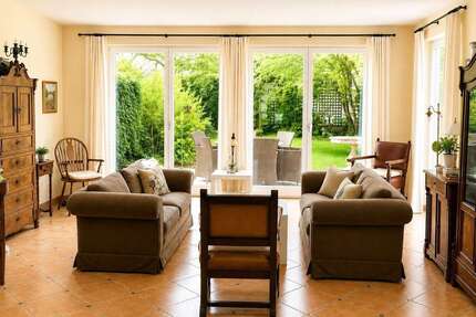 Haus zum Kaufen in Kleinmachnow 798.000,00 € 140 m²