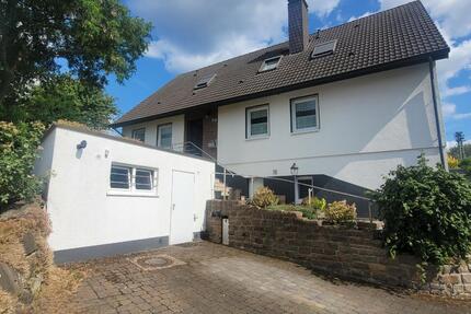172 m² Zuhause in Witten-Herbede: 7 Zimmer mit 963 m² Garten