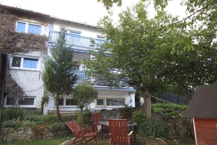 Mehrfamilienhaus für die Großfamilie ( 3 getrennte Wohnungen) - Ober-Olm