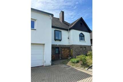 Haus zum Kaufen in Nordrhein-Westfalen - Heimbach 295.000,00 € 160 m²
