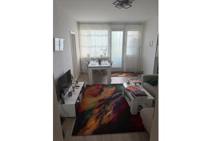 WG frei Zimmer - 600,00&nbsp;EUR Kaltmiete, ca.&nbsp; 80,00&nbsp;m&sup2; in Berlin (PLZ: 12619) Marzahn-Hellersdorf