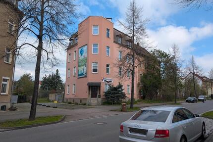 Mehrfamilienhaus mit großem Garten in Zeitz