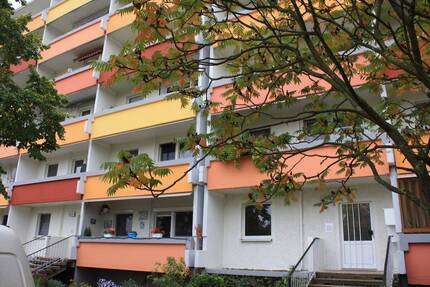 Gemütliche Zweiraumwohnung mit Balkon im 2. Obergeschoss in Wolfen-Nord ab Februar 2026 zu vermieten ! - Bitterfeld-Wolfen
