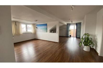 Einziehen oder Vermieten: Helle 4-Zimmer-Wohnung mit Garten - Altötting