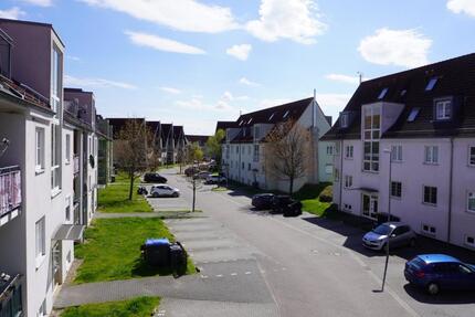 Ruhig gelegene 3-Zi.-Whg. 2 Balkone Burg (J.-Brahms.Str. 2635) - Biederitz