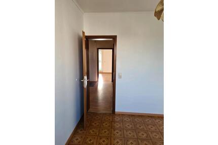 3-Zimmer-Wohnung in Roßlau direkt vom Eigentümer zu verkaufen - Dessau-Roßlau Brambach