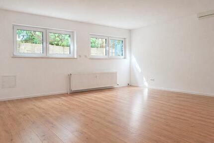 Renovierte 2-ZKB mit neuer Küche & neuem Bad – direkt am Park - Schwalbach