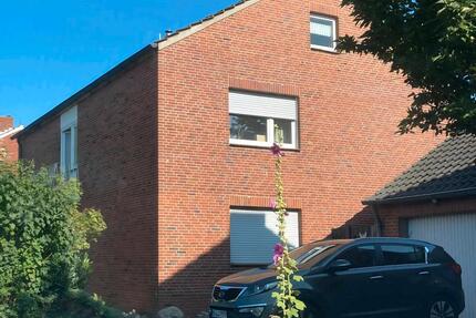OG-Wohnung 80 m² in ZFH mit Garage, Stellplatz, Keller, SAT - Münster Münster-West