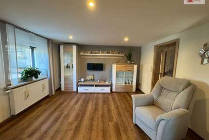 Haus zum Kaufen in Grünhain-Beierfeld 229.000,00 € 142.5 m²