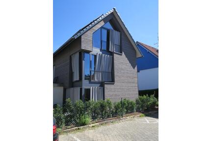 Doppelhaushälfte - 1.900,00&nbsp;EUR Kaltmiete, ca.&nbsp; 128,00&nbsp;m&sup2; in March (PLZ: 79232)