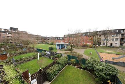 Immobilien-Richter: Wohnung mit Balkon und sanierte Bäder in Ruhiger Lage von Krefeld