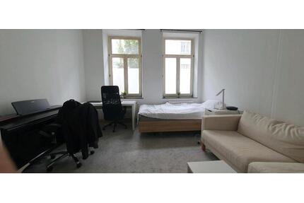 Zimmer für Studenten - 450,00&nbsp;EUR Kaltmiete, ca.&nbsp; 19,00&nbsp;m&sup2; in Aachen (PLZ: 52062) Aachen-Mitte
