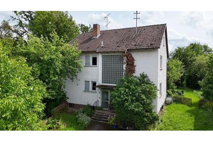 Wohnhaus mit großem Grundstück, Garagen, Scheune in Mannsgereuth - Redwitz an der Rodach