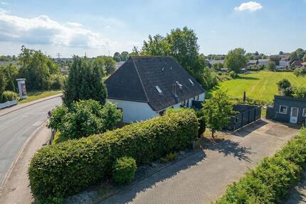 Mehrfamilienhaus mit 4 Wohneinheiten in zentrumsnaher Lage - Heide