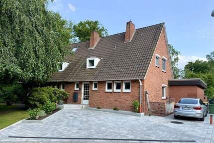 Provisionsfreie, sanierte Doppelhaushälfte mit Ausbaureserve - Neumünster Innenstadt