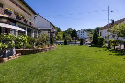 Haus zum Kaufen in Zusmarshausen 650.000,00 € 187 m²