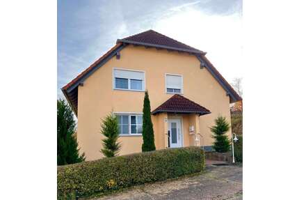 Haus zum Kaufen in Markt Taschendorf 550.000,00 € 260 m²
