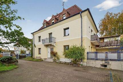 3-Zimmer-Erdgeschosswohnung mit Terrasse und Garage in ruhiger Lage - Karlsruhe / Knielingen