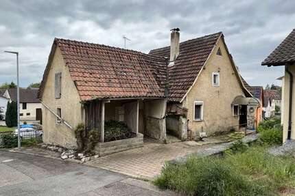 Haus zum Kaufen in Neuenstadt 89.000,00 € 155 m²