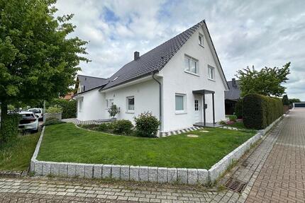 Großzügiges Einfamilienhaus mit Einliegerwohnung - Schellerten