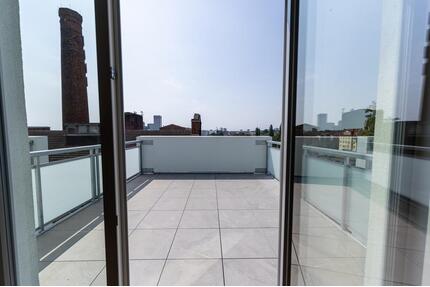 Maisonettewohnung - 5 Zimmer, Dachterrasse, Parkett, Tageslichtbad, Gäste-WC, Stellplatz, EBK - Magdeburg Alte Neustadt