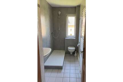 Wohnung zum Mieten in Wünschendorf 380,90 € 58.6 m²