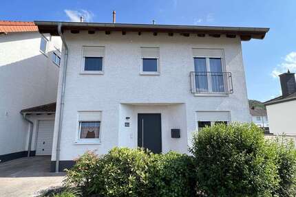 Haus zum Mieten in Bruchmühlbach-Miesau 190,00 € 190 m²