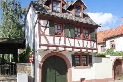 Haus zum Mieten in Maikammer 890,00 € 90 m²