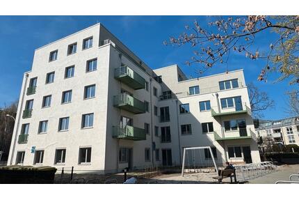 Neue sonnige 2 Zimmerwohnung mit Balkon und Einbauküche - Berlin Pankow