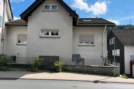 Mehrfamilienhaus in Schmitten -Niederreifenberg - Schmitten im Taunus