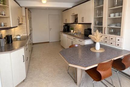 2-Zimmer-Wohnung. - 1.040,00&nbsp;EUR Kaltmiete, ca.&nbsp; 86,00&nbsp;m&sup2; in Stadtallendorf (PLZ: 35260)