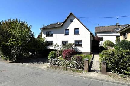 2FH2 WEG-Einheiten mit 2 Garagen, Balkonen und Garten zentral in Königswinter-Heisterbacherrott